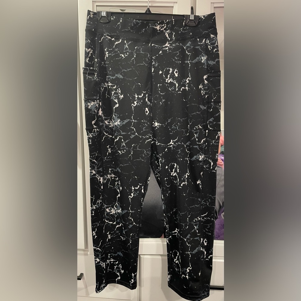 PopFit Calf-Length leggings. 2XL. Worn twice.
